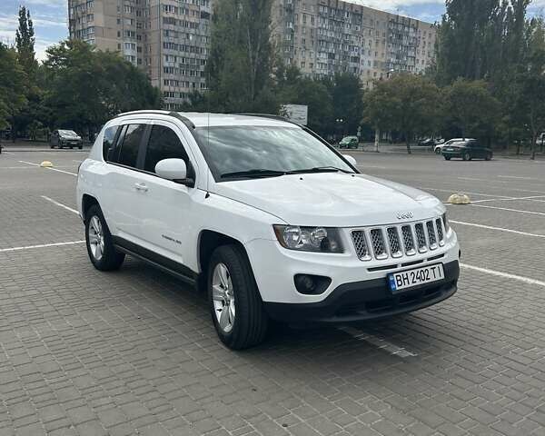 Білий Джип Compass, об'ємом двигуна 2.36 л та пробігом 85 тис. км за 10700 $, фото 2 на Automoto.ua