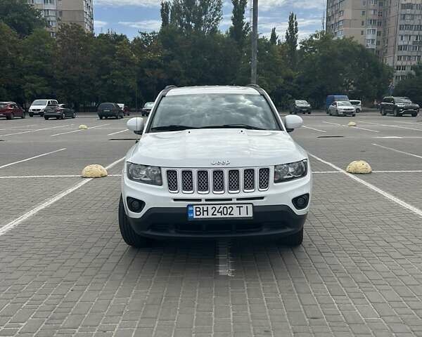 Білий Джип Compass, об'ємом двигуна 2.36 л та пробігом 85 тис. км за 11300 $, фото 7 на Automoto.ua