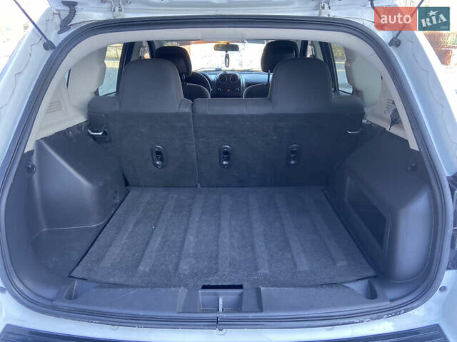 Білий Джип Compass, об'ємом двигуна 2 л та пробігом 229 тис. км за 8950 $, фото 26 на Automoto.ua