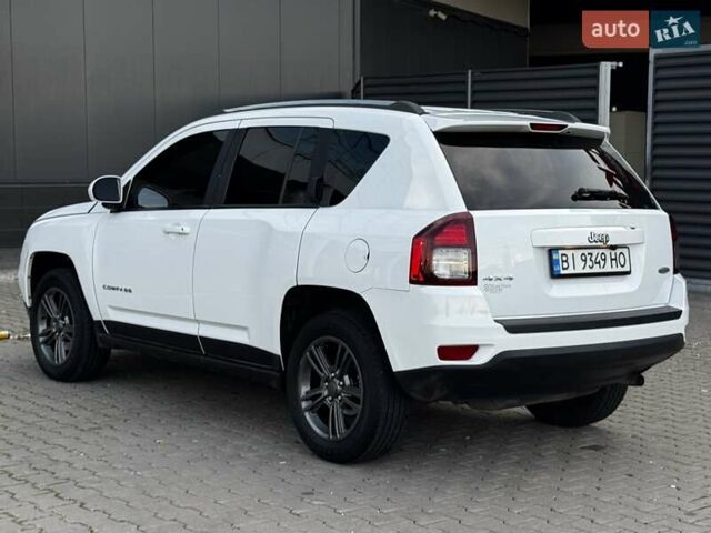Белый Джип Компас, объемом двигателя 2.36 л и пробегом 175 тыс. км за 9800 $, фото 7 на Automoto.ua