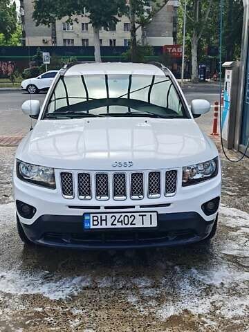 Білий Джип Compass, об'ємом двигуна 2.36 л та пробігом 85 тис. км за 11300 $, фото 1 на Automoto.ua