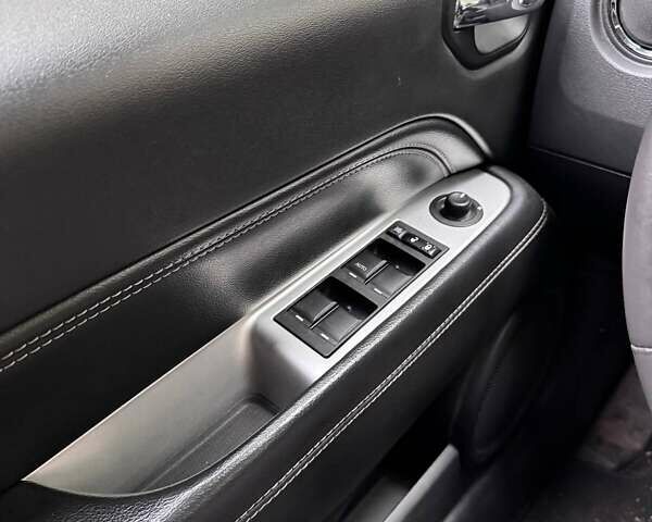 Білий Джип Compass, об'ємом двигуна 2.36 л та пробігом 85 тис. км за 10700 $, фото 14 на Automoto.ua