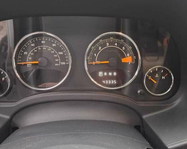 Белый Джип Компас, объемом двигателя 2 л и пробегом 70 тыс. км за 12499 $, фото 10 на Automoto.ua