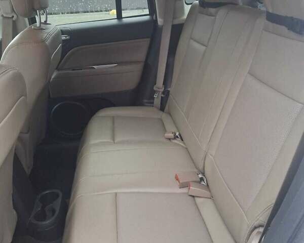 Белый Джип Компас, объемом двигателя 2 л и пробегом 70 тыс. км за 12499 $, фото 12 на Automoto.ua