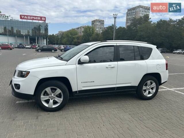 Білий Джип Compass, об'ємом двигуна 2.36 л та пробігом 85 тис. км за 10700 $, фото 3 на Automoto.ua