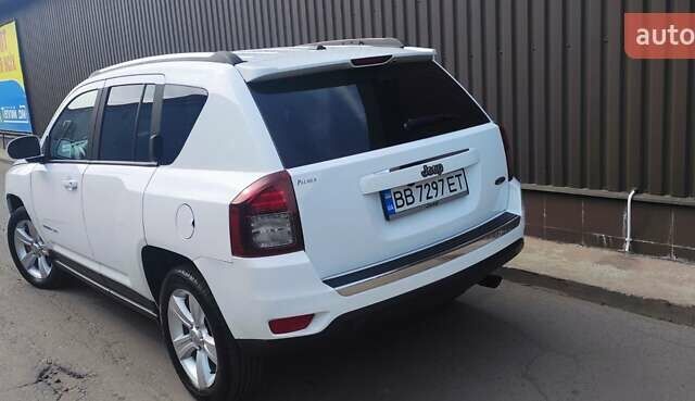 Білий Джип Compass, об'ємом двигуна 2 л та пробігом 99 тис. км за 11499 $, фото 3 на Automoto.ua