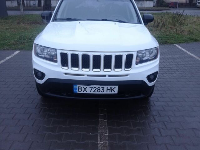 Белый Джип Компас, объемом двигателя 2.4 л и пробегом 175 тыс. км за 9700 $, фото 1 на Automoto.ua