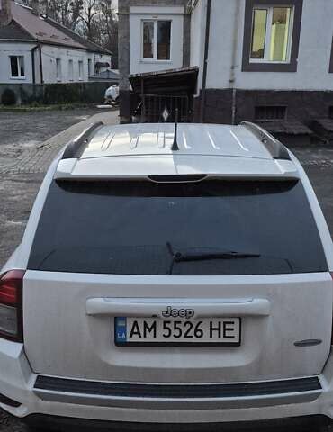 Білий Джип Compass, об'ємом двигуна 2.36 л та пробігом 192 тис. км за 9500 $, фото 1 на Automoto.ua