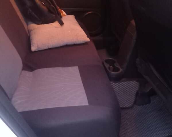 Белый Джип Компас, объемом двигателя 2.36 л и пробегом 175 тыс. км за 9700 $, фото 5 на Automoto.ua