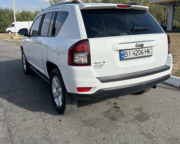 Белый Джип Компас, объемом двигателя 2.36 л и пробегом 192 тыс. км за 9900 $, фото 7 на Automoto.ua