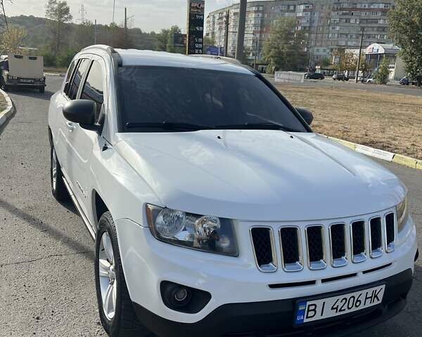 Белый Джип Компас, объемом двигателя 2.36 л и пробегом 192 тыс. км за 9900 $, фото 6 на Automoto.ua