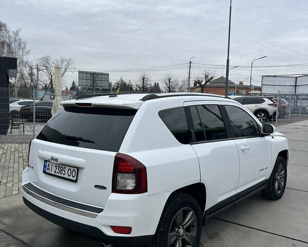 Белый Джип Компас, объемом двигателя 2.36 л и пробегом 264 тыс. км за 10700 $, фото 7 на Automoto.ua