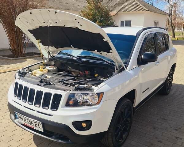 Джип Компас 2015 в Конотопе на Automoto.ua Белый Джип Компас, объемом двигателя 2.36 л и пробегом 114 тыс. км за 12900 $, фото 11 на Automoto.ua