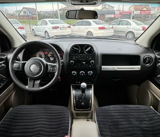 Білий Джип Compass, об'ємом двигуна 2.4 л та пробігом 122 тис. км за 10900 $, фото 15 на Automoto.ua