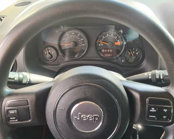 Джип Компас 2015 в Конотопе на Automoto.ua Белый Джип Компас, объемом двигателя 2.36 л и пробегом 114 тыс. км за 12900 $, фото 17 на Automoto.ua