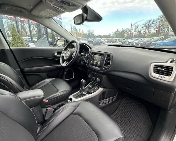 Джип Компас 2015 в Буче на Automoto.ua Белый Джип Компас, объемом двигателя 2.4 л и пробегом 46 тыс. км за 15500 $, фото 21 на Automoto.ua