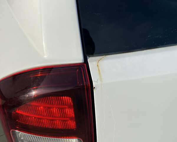 Белый Джип Компас, объемом двигателя 2.36 л и пробегом 155 тыс. км за 11000 $, фото 4 на Automoto.ua