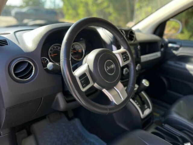 Белый Джип Компас, объемом двигателя 2.4 л и пробегом 79 тыс. км за 10500 $, фото 7 на Automoto.ua