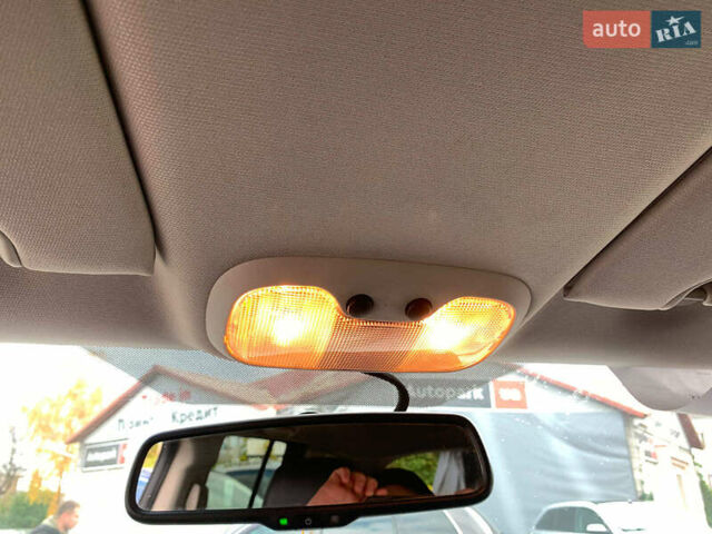 Джип Compass 2016 у Вінниці на Automoto.ua Білий Джип Compass, об'ємом двигуна 2.4 л та пробігом 133 тис. км за 11890 $, фото 30 на Automoto.ua