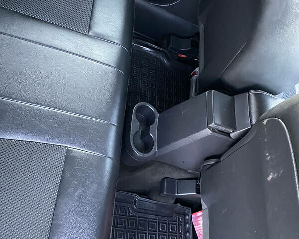 Белый Джип Компас, объемом двигателя 2.4 л и пробегом 165 тыс. км за 10900 $, фото 14 на Automoto.ua