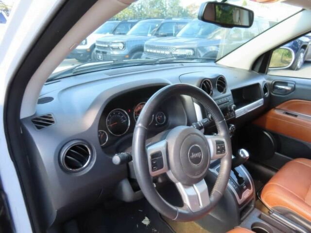 Белый Джип Компас, объемом двигателя 2.4 л и пробегом 75 тыс. км за 6700 $, фото 5 на Automoto.ua