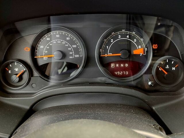 Білий Джип Compass, об'ємом двигуна 2.4 л та пробігом 79 тис. км за 11500 $, фото 1 на Automoto.ua