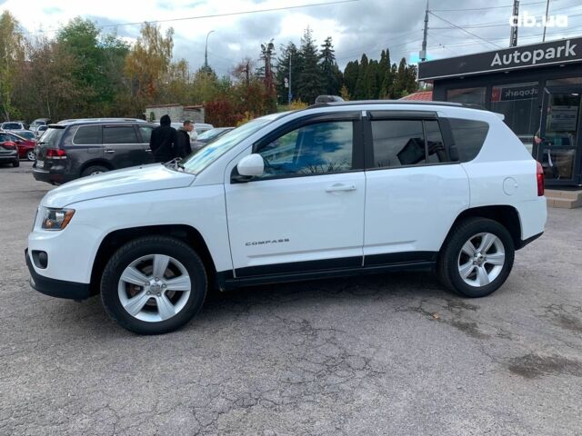 Джип Compass 2016 у Вінниці на Automoto.ua Білий Джип Compass, об'ємом двигуна 2.4 л та пробігом 133 тис. км за 11890 $, фото 7 на Automoto.ua
