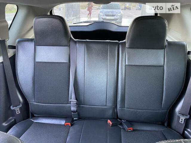 Белый Джип Компас, объемом двигателя 2.4 л и пробегом 165 тыс. км за 10900 $, фото 13 на Automoto.ua