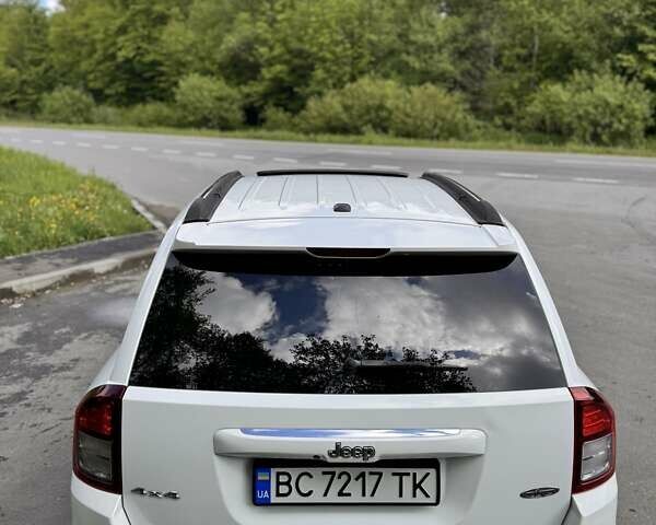 Белый Джип Компас, объемом двигателя 2.36 л и пробегом 135 тыс. км за 12300 $, фото 19 на Automoto.ua