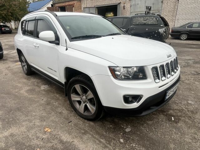 Білий Джип Compass, об'ємом двигуна 2 л та пробігом 126 тис. км за 12000 $, фото 1 на Automoto.ua