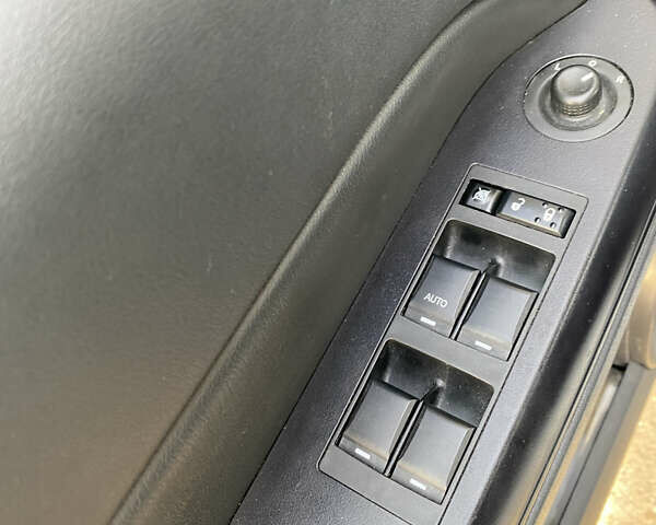 Белый Джип Компас, объемом двигателя 2.36 л и пробегом 155 тыс. км за 11000 $, фото 16 на Automoto.ua