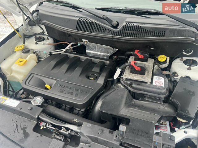 Белый Джип Компас, объемом двигателя 2.36 л и пробегом 152 тыс. км за 11350 $, фото 27 на Automoto.ua