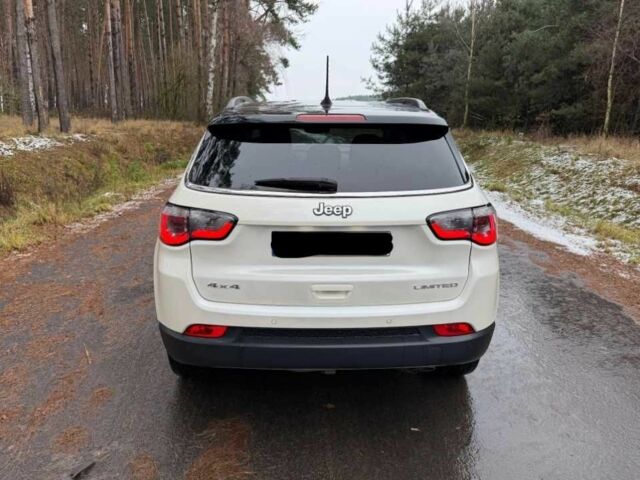 Білий Джип Compass, об'ємом двигуна 2 л та пробігом 95 тис. км за 10200 $, фото 4 на Automoto.ua