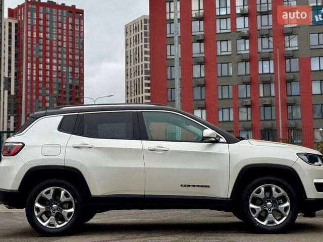 Белый Джип Компас, объемом двигателя 2.4 л и пробегом 71 тыс. км за 16900 $, фото 8 на Automoto.ua