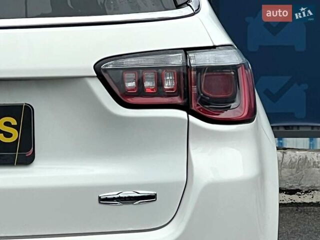 Белый Джип Компас, объемом двигателя 2.36 л и пробегом 199 тыс. км за 13999 $, фото 17 на Automoto.ua