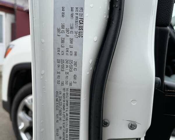 Белый Джип Компас, объемом двигателя 2.4 л и пробегом 155 тыс. км за 14600 $, фото 20 на Automoto.ua