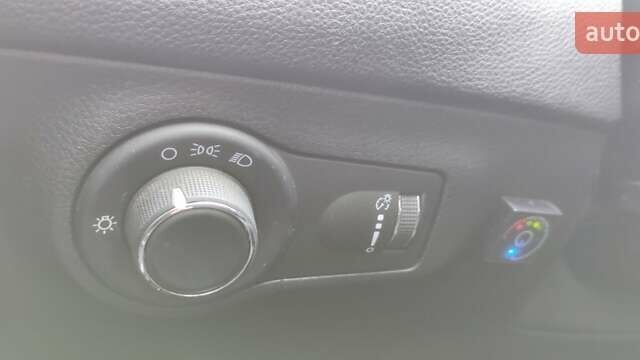 Белый Джип Компас, объемом двигателя 2.36 л и пробегом 160 тыс. км за 12300 $, фото 20 на Automoto.ua