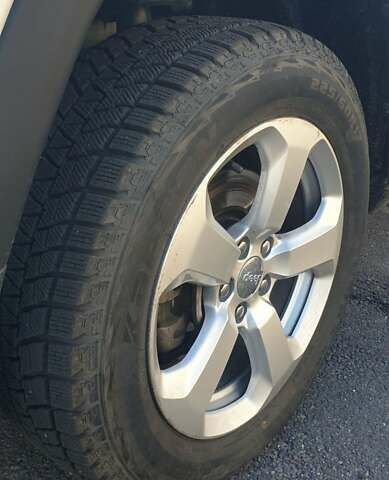 Белый Джип Компас, объемом двигателя 2.4 л и пробегом 160 тыс. км за 16400 $, фото 11 на Automoto.ua