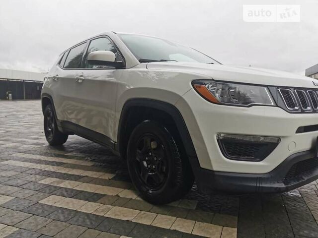 Белый Джип Компас, объемом двигателя 2.36 л и пробегом 71 тыс. км за 11500 $, фото 6 на Automoto.ua