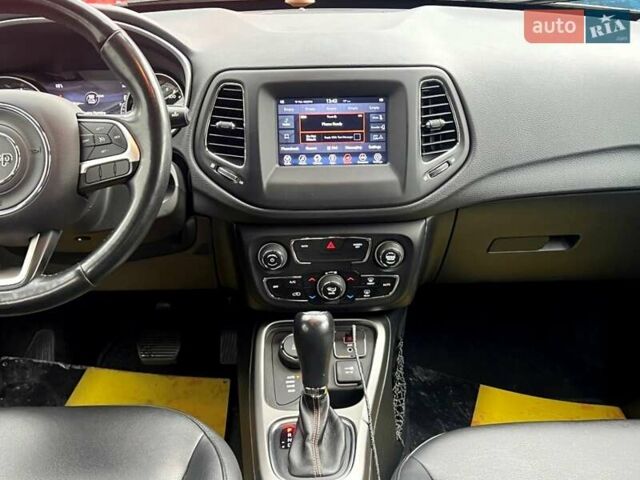 Белый Джип Компас, объемом двигателя 2.36 л и пробегом 199 тыс. км за 13999 $, фото 58 на Automoto.ua