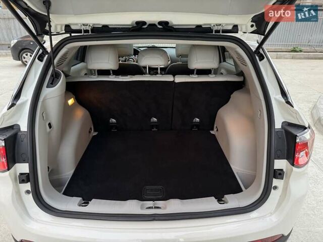 Белый Джип Компас, объемом двигателя 2.4 л и пробегом 120 тыс. км за 15900 $, фото 27 на Automoto.ua