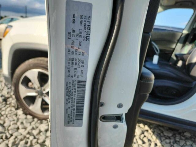 Белый Джип Компас, объемом двигателя 2.4 л и пробегом 95 тыс. км за 2700 $, фото 12 на Automoto.ua