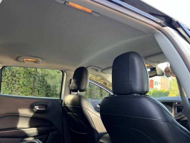 Джип Компас 2017 в Черновцах на Automoto.ua Белый Джип Компас, объемом двигателя 2.4 л и пробегом 221 тыс. км за 15300 $, фото 18 на Automoto.ua