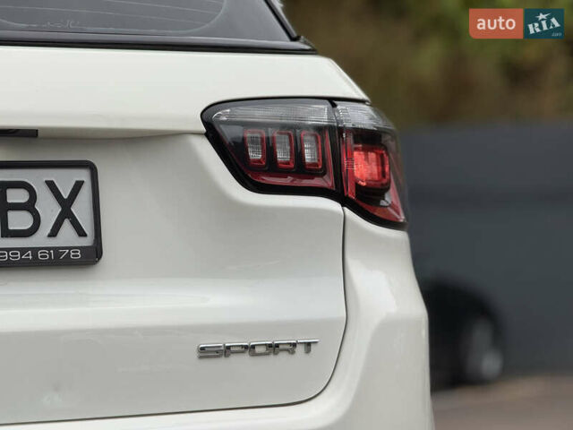 Белый Джип Компас, объемом двигателя 2.36 л и пробегом 203 тыс. км за 13999 $, фото 10 на Automoto.ua