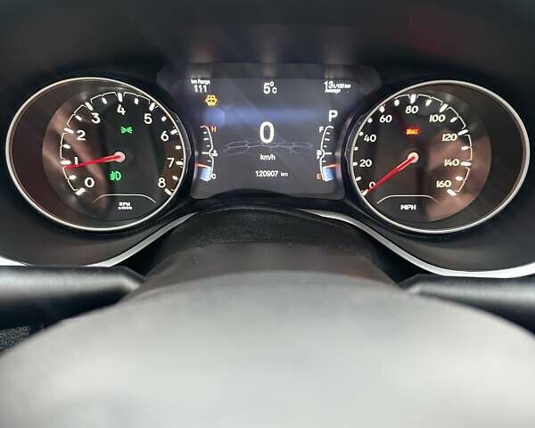 Белый Джип Компас, объемом двигателя 2.4 л и пробегом 120 тыс. км за 15800 $, фото 33 на Automoto.ua