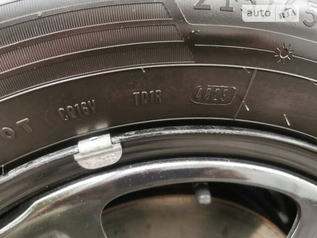 Белый Джип Компас, объемом двигателя 2.36 л и пробегом 71 тыс. км за 11500 $, фото 1 на Automoto.ua