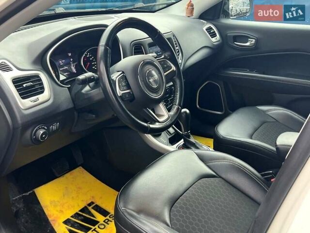 Белый Джип Компас, объемом двигателя 2.36 л и пробегом 199 тыс. км за 13999 $, фото 25 на Automoto.ua