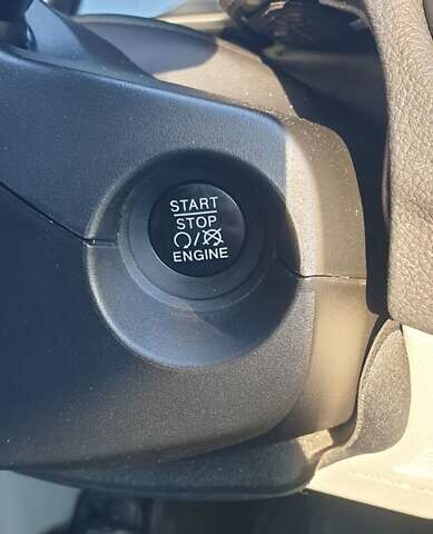 Белый Джип Компас, объемом двигателя 2.4 л и пробегом 160 тыс. км за 16400 $, фото 10 на Automoto.ua