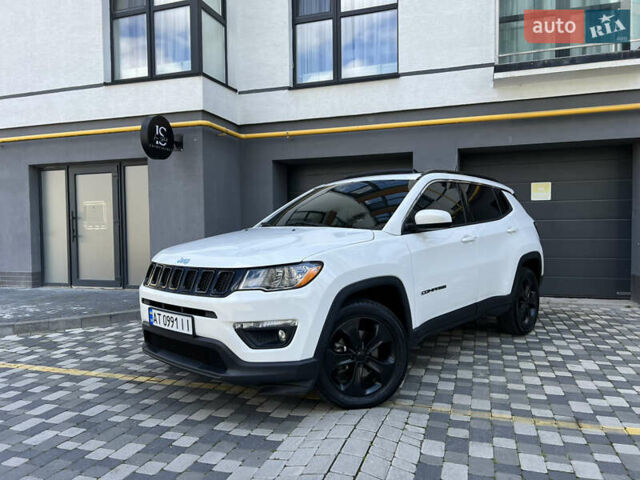 Белый Джип Компас, объемом двигателя 2.36 л и пробегом 85 тыс. км за 13990 $, фото 2 на Automoto.ua