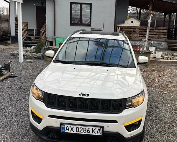 Білий Джип Compass, об'ємом двигуна 2.36 л та пробігом 89 тис. км за 14500 $, фото 1 на Automoto.ua